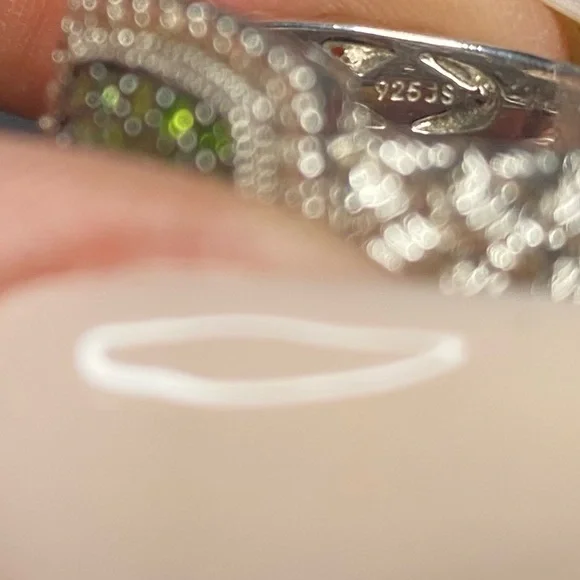 White and velvet green pave diamond ring set in .925 silver 
Maker mark JS - Picture 8 of 8